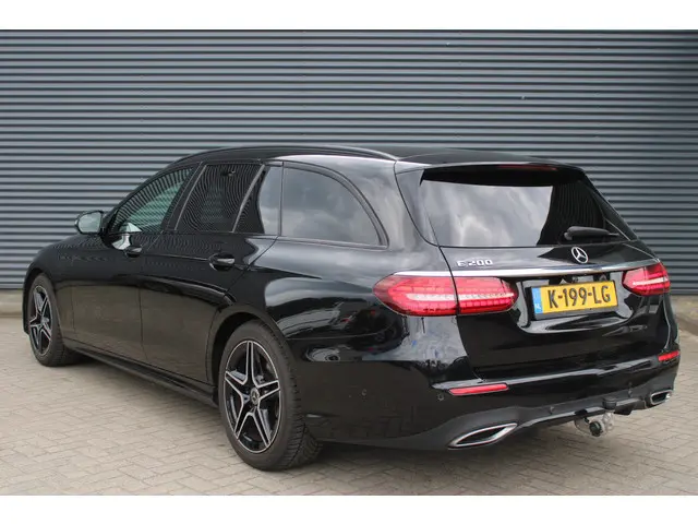 Mercedes-Benz E-klasse Estate 200 AMG Facelift Vol-Leder Sfeerverlichting Full-LED NL-Auto