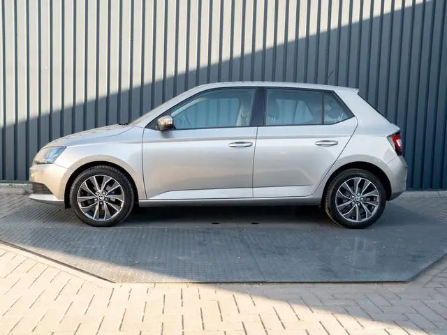 ŠKODA Fabia 1.0 TSI Drive | Stoelverwarming | Bluetooth | Cruise Control | Prijs Rijklaar!!