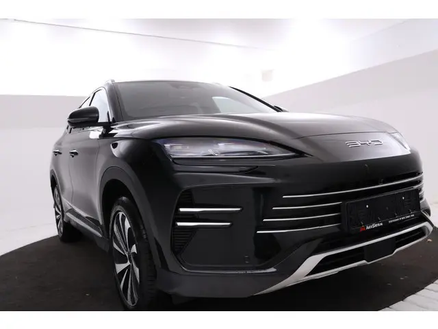 BYD SEAL U
