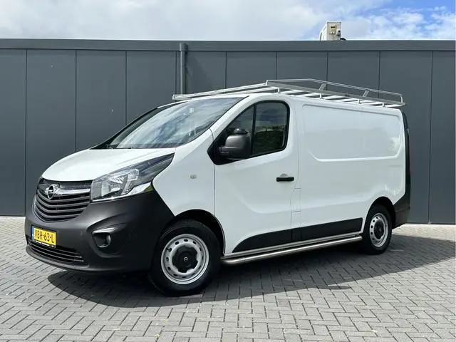 Opel Vivaro 1.6 CDTI / L1H1 / 1e EIG. / **MOOIE INRICHTING** / IMPERIAAL / TREKHAAK / CAMERA / AIRCO...