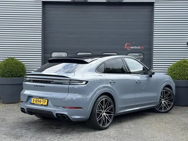 Porsche Cayenne Coupé 4.0 Turbo E-Hybrid Sport Chrono | 360* Camera | Achteras Besturing | Burmester...