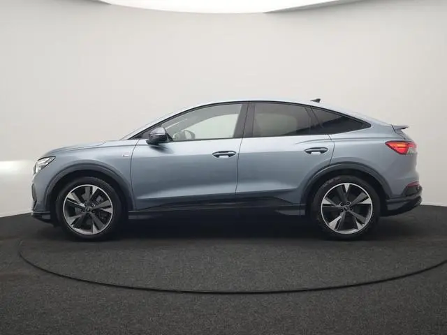 Audi Q4 e-tron Sportback 40 S Line 77 kWh 204pk | Adaptive Cruise | Valcona Lederen Sportstoelen Ver...