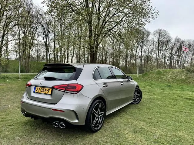 Mercedes-Benz A-klasse 180 Bus. Solution AMG | ORG. NL | DEALER OND. | STOELVERWARMING | SFEERVERLIC...