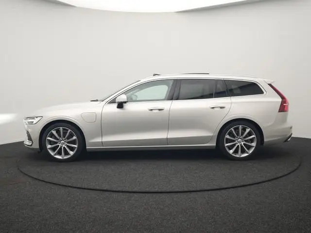 Volvo V60 T6 Recharge AWD Inscription PHEV Long Range 350pk Dealer O.H | Trekhaak Af Fabriek | Panod...