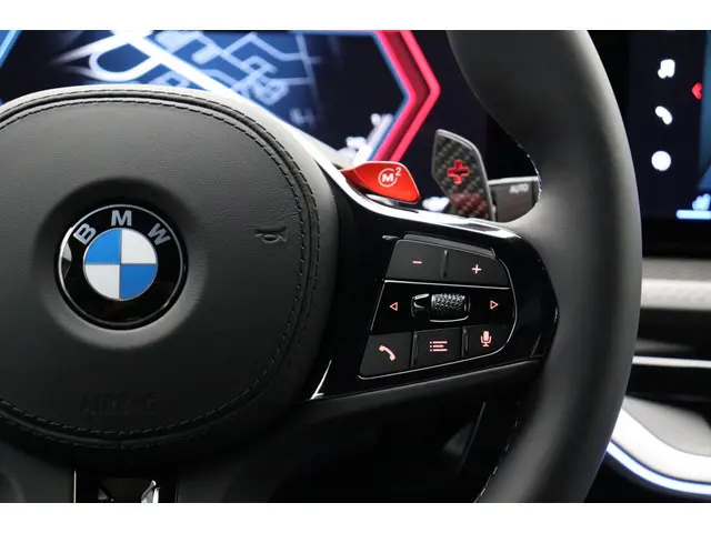 BMW XM