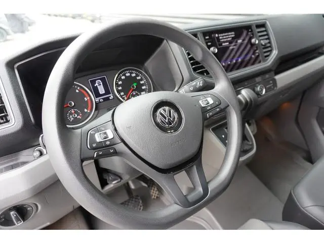 Volkswagen Crafter 35 140pk Automaat L3H2/L2H1 LED Apple Carplay Camera 17" Velgen Imperiaal Parkeer...