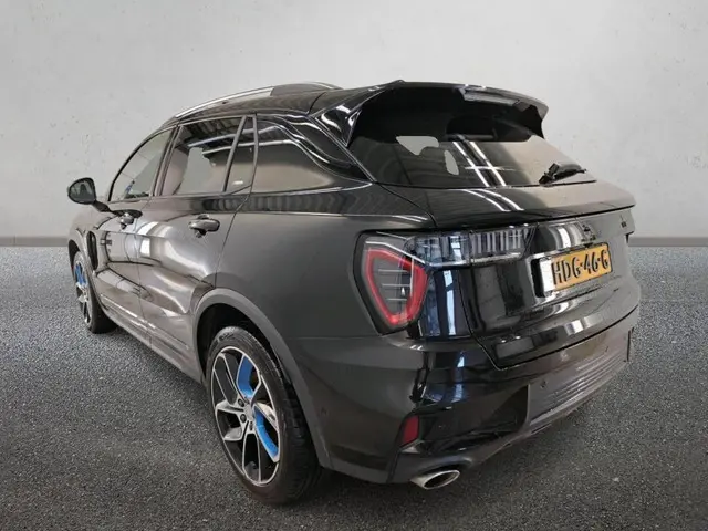 Lynk & Co 01 1.5 192KW PHEV Panoramadak Navigatie Apple Carplay/ Android Auto Camera Parkeersensoren...