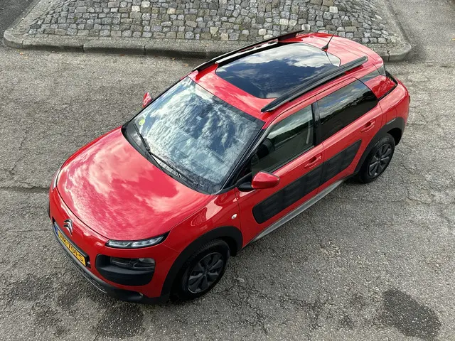 Citroën C4 Cactus 1.6 BlueHDi PANO DAK CAMERA PARK ASSIST LED NAVI CRUISE ECC TREKHAAK