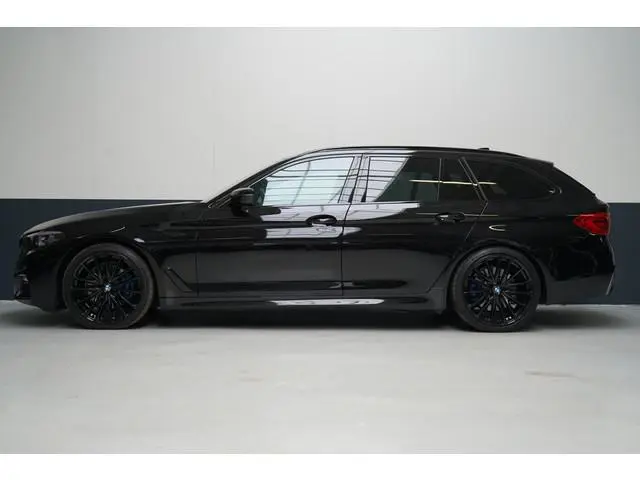 BMW 5-serie Touring 540i 340pk xDrive Executive | Trekhaak afn | Carplay | Head-Up | Leder | Sportst...
