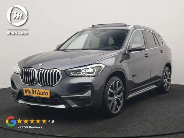 BMW X1 xDrive25e X Line PHEV 221pk Dealer O.H. | 19" | Panodak | Head Up | Camera | Lederen Sportsto...