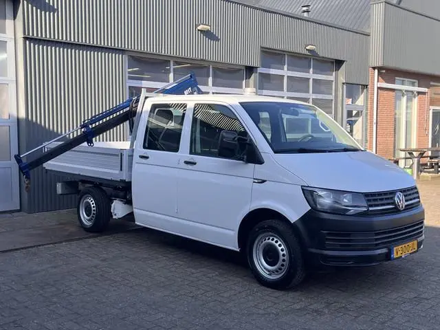 Volkswagen Transporter 2.0 TDI L2H1 DC Laadkraan Airco Trekhaak 2200kg 6 persoons Euro 6 Open laadba...