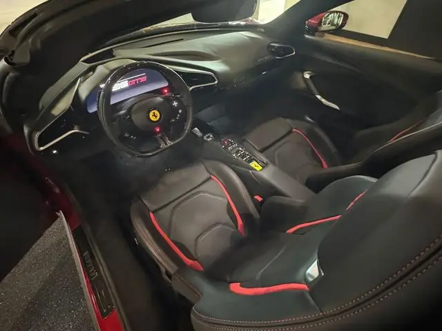 Ferrari 296 GTS 3.0 V6