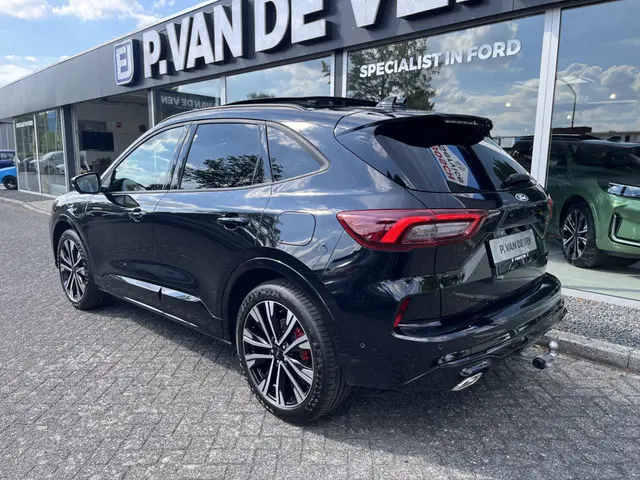 Ford Kuga 2.5 PHEV ST-Line X 243pk Automaat | Full Options | E-Trekhaak | Panodak | Coast-to-Coast M...