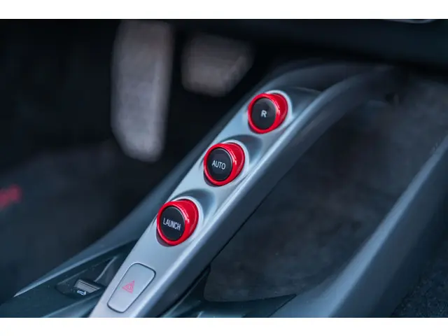 Ferrari 812 GTS