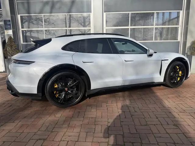 Porsche Taycan Cross Turismo Turbo S 93 kWh Bj 2022 626pk Dealer onderhouden !!