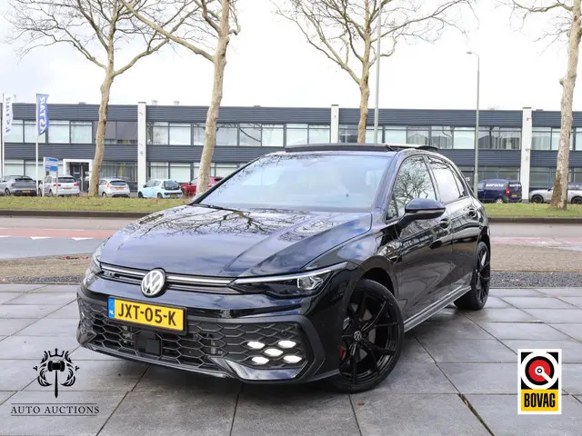Volkswagen Golf GTE 272PK | Full Options | Panodak | Leer | Stoel Ventilatie | Head-up | Keyless | C...