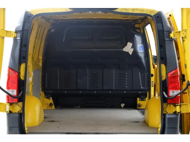 Mercedes-Benz eVito Lang 41 kWh Airco/Camera SOH 91,7% 11-2020