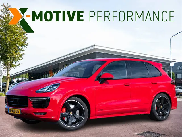 Porsche Cayenne 3.6 GTS | Alcantara | Sport Design | Sportuitlaat | Adaptive Cruise | Comfort Pakket...