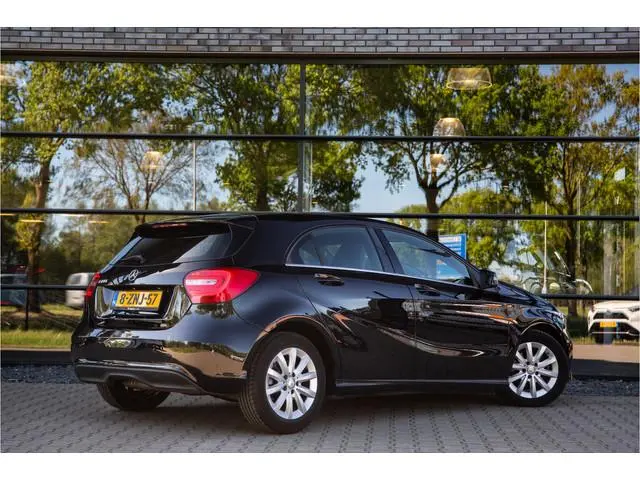 Mercedes-Benz A-klasse 180 Ambition , Led, Cruise control, Navigatie, NL-Auto