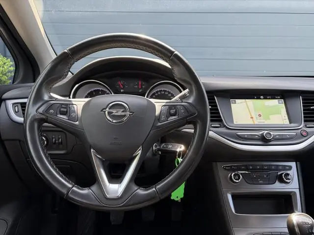 Opel Astra Sports Tourer 1.0 Turbo Business+ 2e Eigenaar,Carplay,Navi,Trekhaak,Dealer Onderhouden,Lm...