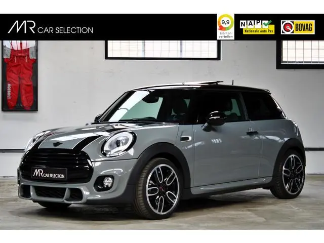 Mini Mini 1.5 Cooper Serious Business | Panoramadak | John Cooper Works | Parkeersensoren achter | 1...
