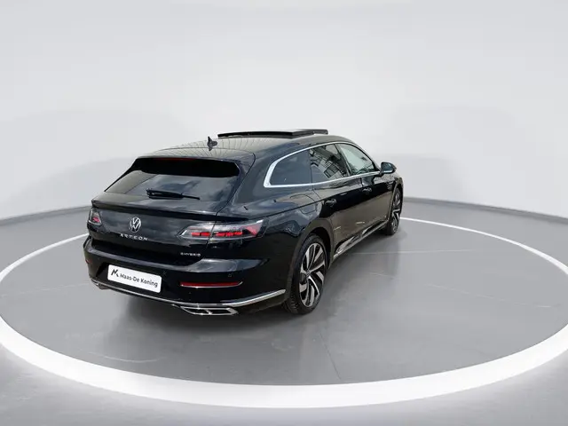 Volkswagen Arteon 1.4TSIeHybrid 160kW/218PK R-Line DSG · Panoramadak · Leder/Alcantara · Camera · Ap...