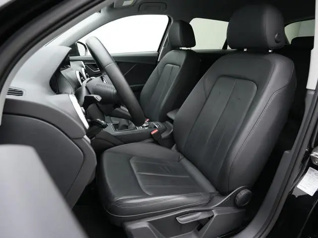 Audi Q2 30 TFSI 110 pk Pro Line | Leder | Achteruitrijcamera | Navigatie | Stoelverwarming | Elektri...