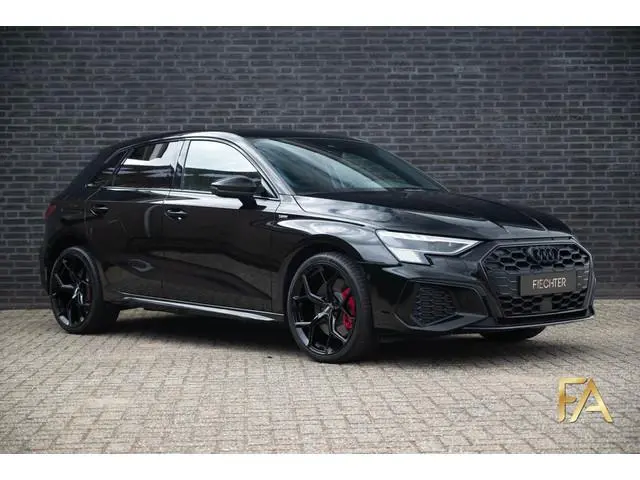 Audi A3 Sportback 45 TFSI e S edition Competition Ruitleder|Matrix|RSSeats|Sfeer|