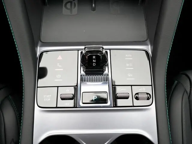 BYD SEAL U