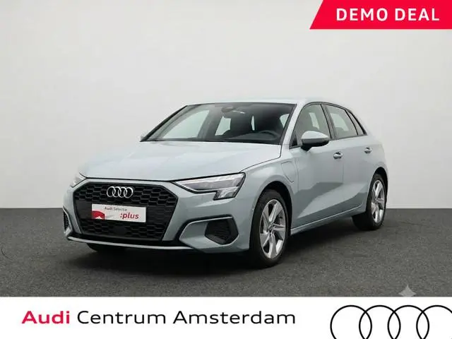 Audi A3 Sportback 40 TFSI e S edition 204pk | Private Lease € 718,00 per maand* | Navigatie | Parkee...