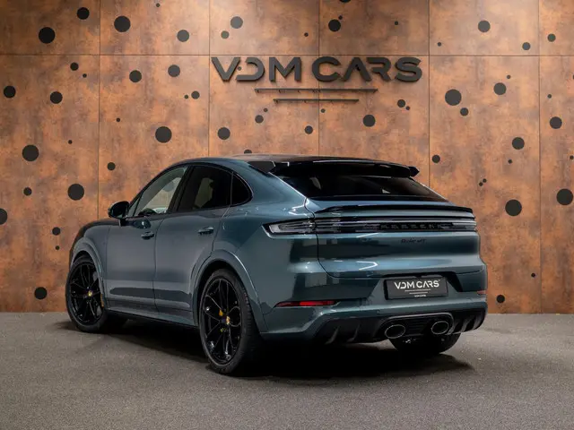 Porsche Cayenne Coupé 4.0 Turbo E-Hybrid | PTS | GT-Design | Lichtgewicht Sportpakket | Carbon | HUD...