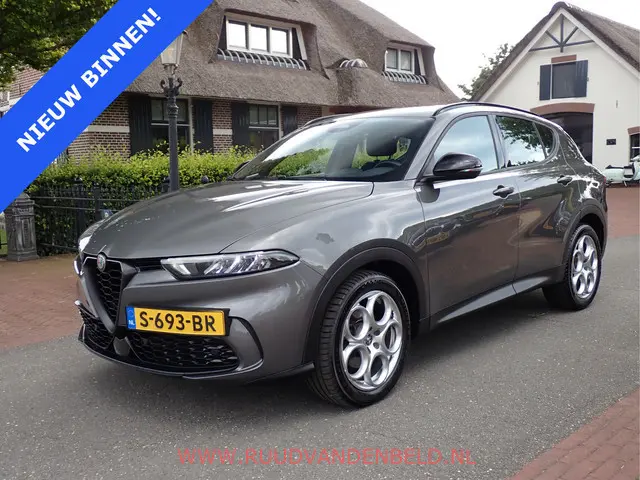 Alfa Romeo Tonale 1.5T Hybrid Sprint ADAP.CRUISE/SPORTLEER/CARPLAY/TREKHAAK