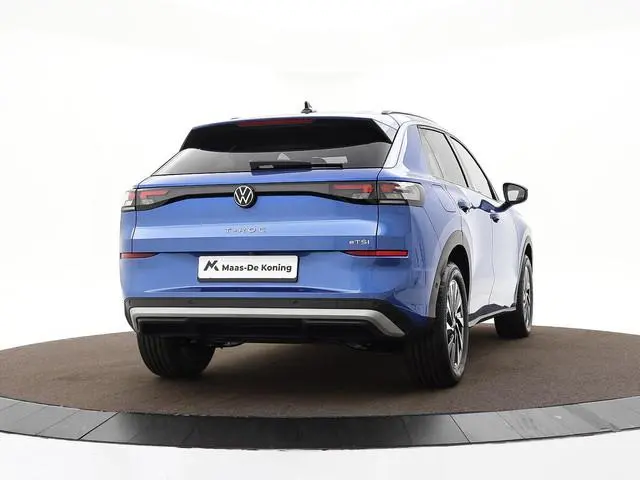 Volkswagen T-Roc Life First Edition 1.5 eTSI 116 PK 7 versn. DSG · Achteruitrijcamera · Draadloze te...