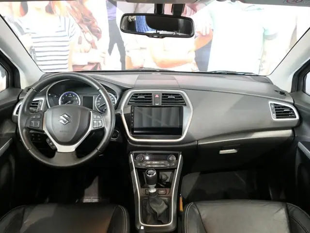Suzuki S-Cross