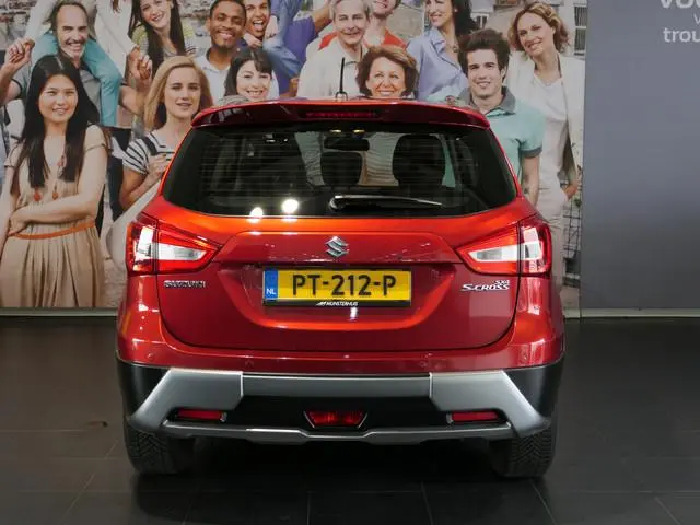 Suzuki S-Cross