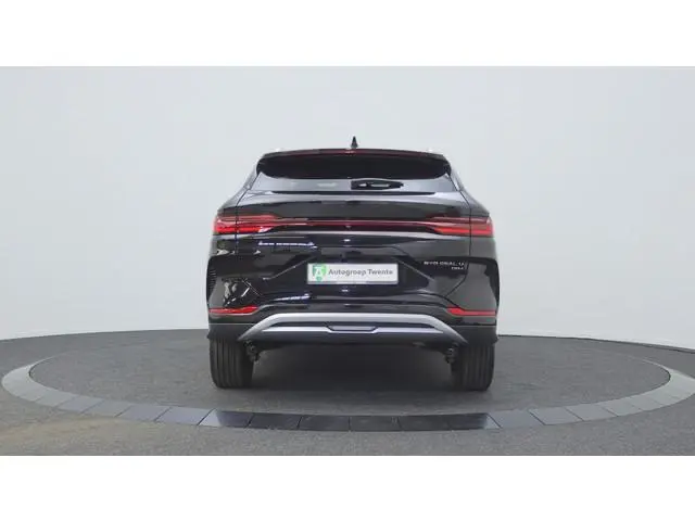 BYD SEAL U