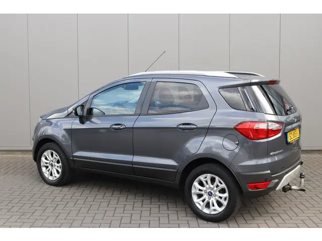 Ford EcoSport 125PK EcoB. Titanium S Trekhaak/Cruise-control/Camera/Stoelverwarming