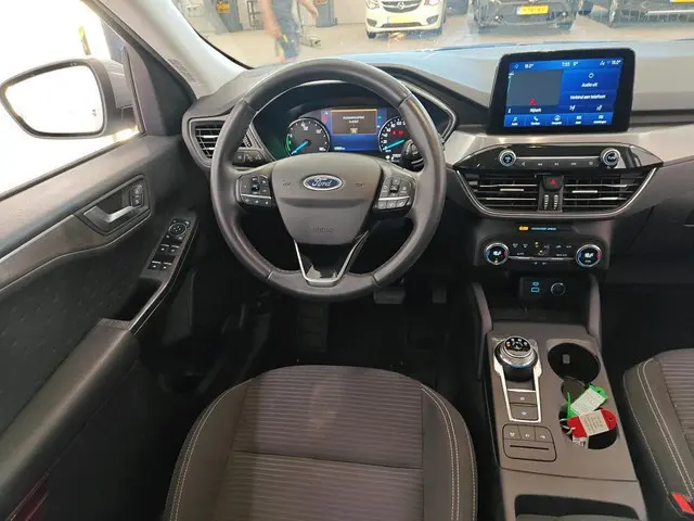 Ford Kuga 2.5 PHEV Titanium 1e Eigenaar | Volledig Onderh | BTW | NAP | SOH91% | Trekhaak | 2 Kabels...