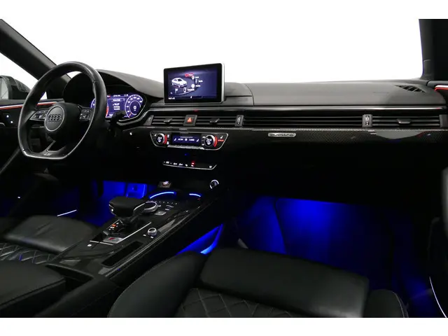 Audi S5 Sportback 3.0 TFSI S5 quattro / RS Seats / Panoramadak / Elektr. verstelbare voorstoelen + m...