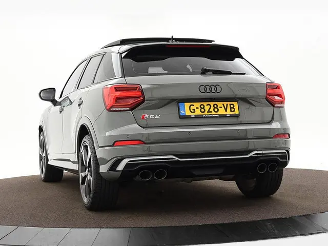 Audi SQ2