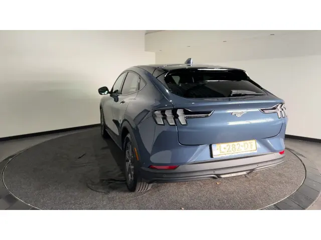 Ford Mustang Mach-E RWD 75 kWh Lederen Bekleding | Technology Pack | Nette Auto! Soh (batterijcheck)...