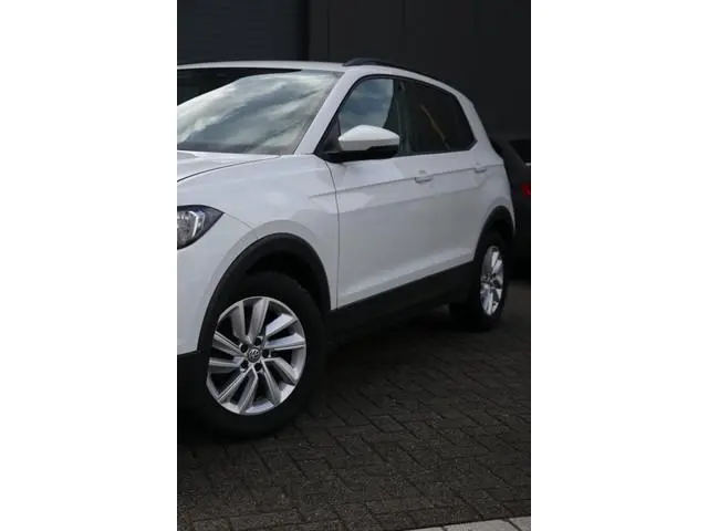 Volkswagen T-Cross 1.0 TSI side assist | front assist | Clima Cruise Control Navigatie Carplay
