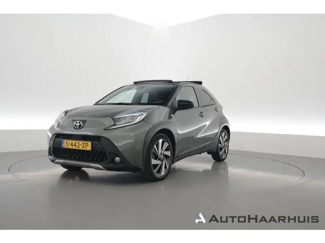 Toyota Aygo X 1.0 VVT-i MT Envy | Rijklaar! | Orig. NL | Soft Top | JBL Audio | NAV+App.Connect | Ca...