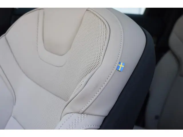 Volvo EX90