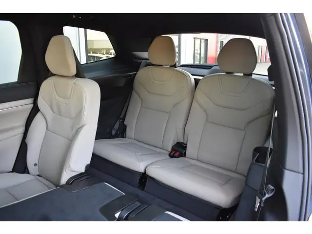 Volvo EX90