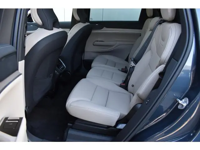 Volvo EX90