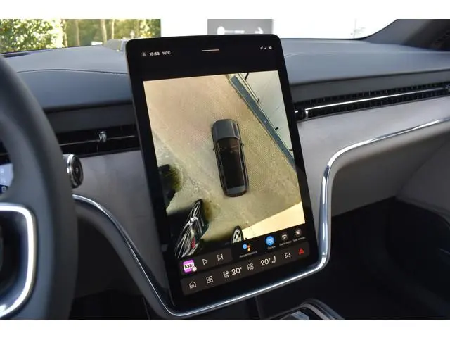 Volvo EX90