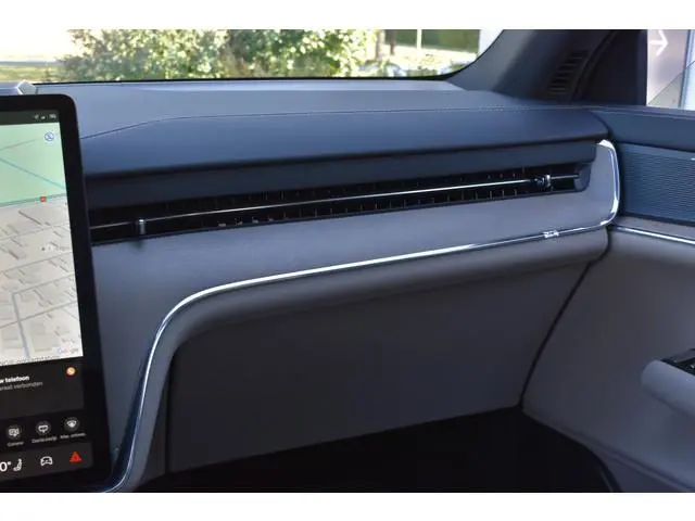 Volvo EX90