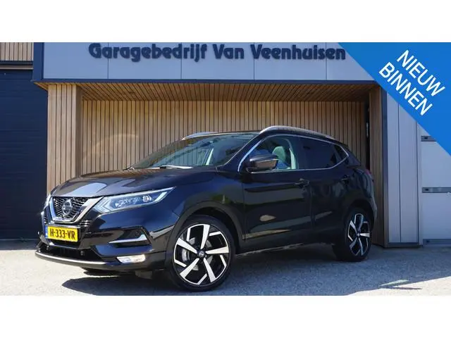 Nissan Qashqai 1.3 DIG-T 160pk Automaat Tekna Pano.Dak Leder 360-View 19inch LM LED *NL auto* 1e eig...