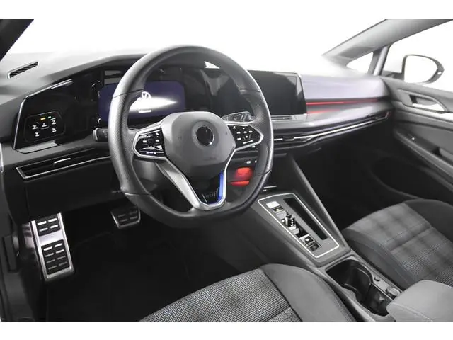 Volkswagen Golf 1.4 eHybrid GTE *Navigatie*Sport*Trekhaak*